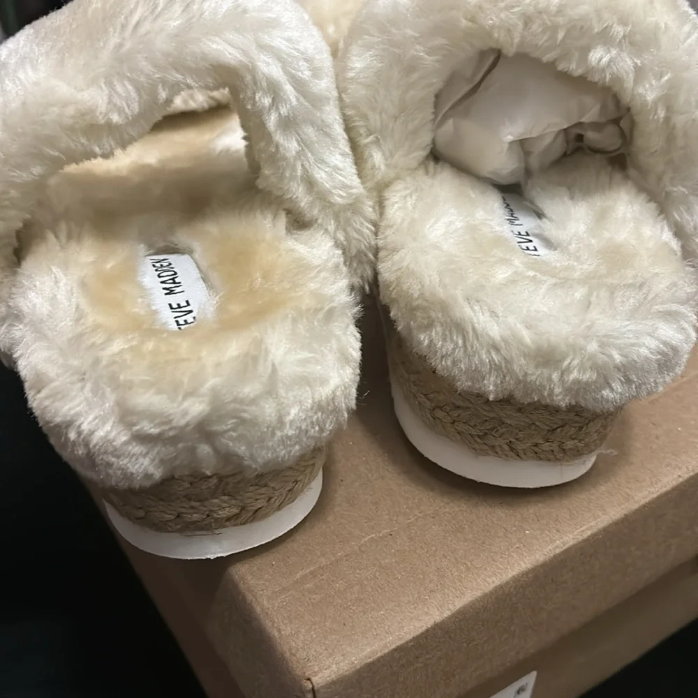Steve Madden Fur Wedge Sandal